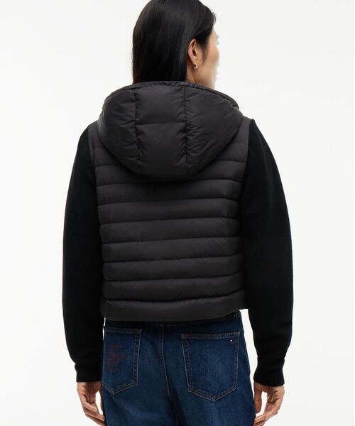 TOMMY HILFIGER(トミーヒルフィガー)の「ミックスメディアジャケット(ブルゾン・レディース・ホワイト・X-SMALL/SMALL/MEDIUM)」の10枚目の写真