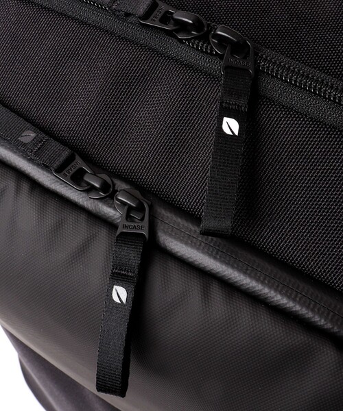 incase(インケース)の「【Incase/インケース】A.R.C.Daypack(バックパック/リュック・メンズ・ブラック・FREE)」の21枚目の写真