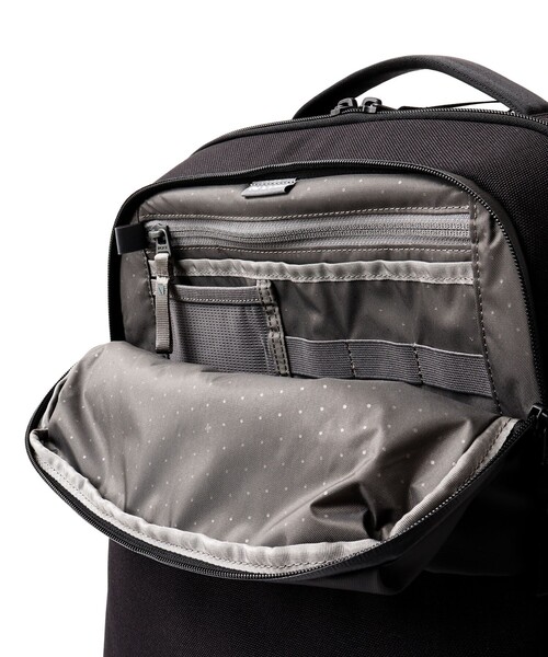 incase(インケース)の「【Incase/インケース】A.R.C.Daypack(バックパック/リュック・メンズ・ブラック・FREE)」の5枚目の写真