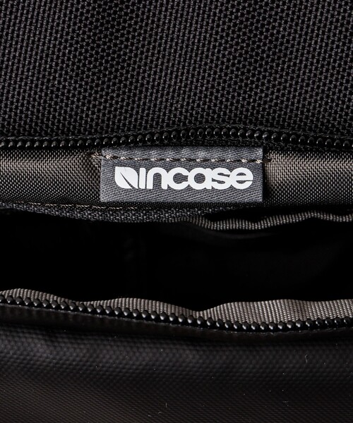 incase(インケース)の「【Incase/インケース】A.R.C.Daypack(バックパック/リュック・メンズ・ブラック・FREE)」の16枚目の写真
