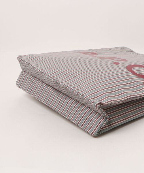 A.P.C.（アーペーセー）の「TOTE LOU/トートバッグ（トートバッグ・メンズ・グリーン系その他・ONESIZE）」の3枚目の写真