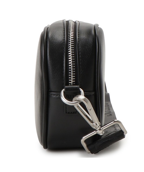 Guess（ゲス）の「BOSTON Camera Bag S（ショルダーバッグ・メンズ・ブラック・ONE SIZE）」の3枚目の写真