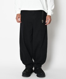 SUPERTHANKS（スーパーサンクス）の「ツイル サイドタックワイドパンツ　Biowash twill side-tuck wide trousers（スラックス）」