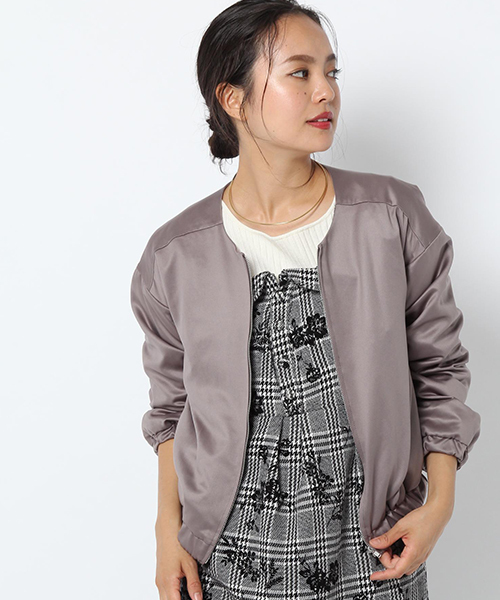 laboratory work（ラボラトリーワーク）の「【今使いたい！】ノーカラーサテンブルゾン（その他アウター・レディース・カーキ/グレー/ブラック・MEDIUM）」の19枚目の写真