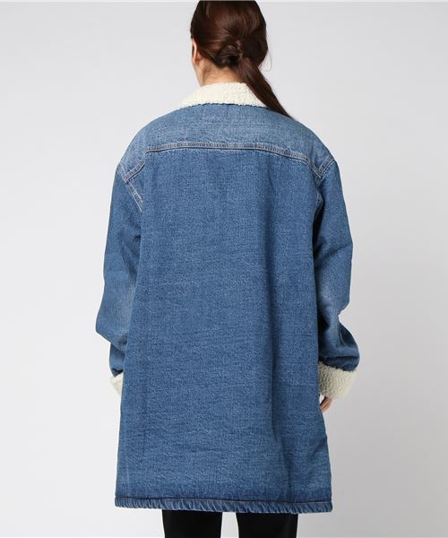 PUNYUS（プニュズ）の「ロングボアデニムジャケット（デニムジャケット・レディース・インディゴブルー/ライトインディゴブルー・1/2/4/3）」の4枚目の写真