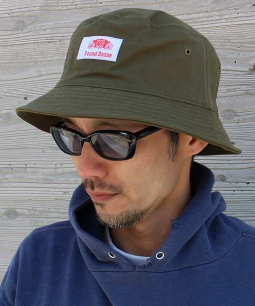 ROUND HOUSE(ラウンドハウス)の「【ROUND HOUSE】ウォッシュド ツイル バケットハット(ハット・メンズ・ホワイト/ブラック/ベージュ/ネイビー/ブラウン/レッド/オリーブ/イエロー/ピンク・FREE)」の17枚目の写真