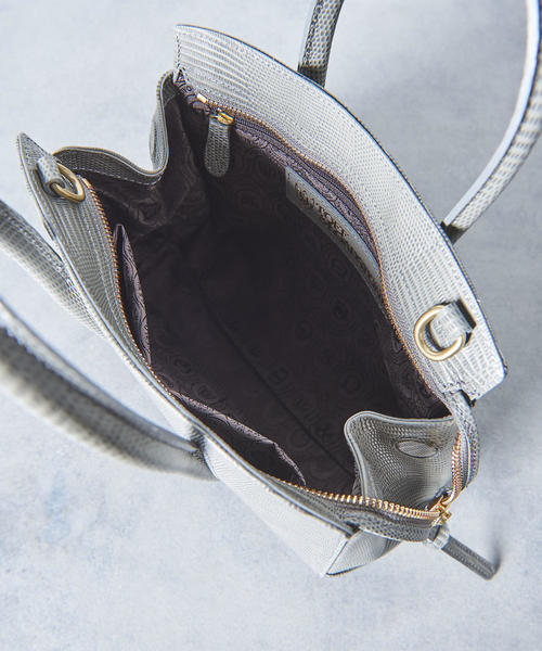 TOFF&LOADSTONE(トフアンドロードストーン)の「<TOFF&LOADSTONE(トフアンドロードストーン)>ジョリー ハンドバッグ S(ハンドバッグ・レディース・ライトブルー/ダークグレー/ブラック/ベージュ/オフホワイト・FREE)」の15枚目の写真