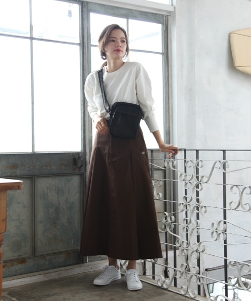 niko and...(ニコアンド)の「オリジナルミニスクエアショルダーバッグ(ショルダーバッグ・レディース・ブラック/ライトグリーン/ピンク/シルバー/サンドグレー/グリーン/ホワイト/オレンジ・FREE/0)」の10枚目の写真