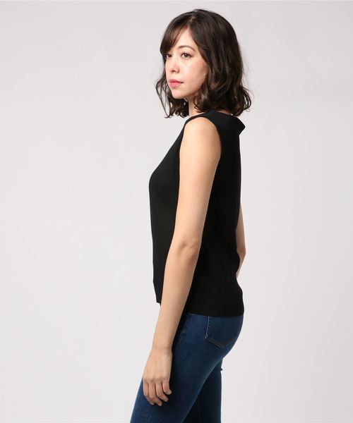 NATURAL BEAUTY BASIC（ナチュラルビューティーベーシック）の「セーターマシーン針抜き ノースリニット（ニット/セーター・レディース・ブラック/ブラウン/ピンク/グリーン・MEDIUM）」の5枚目の写真