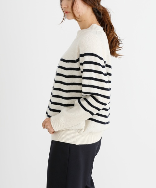 Munich（ミューニック）の「ラムウールボーダーニットハイネックプルオーバー（ニット/セーター・レディース・ブラック/アイボリー/ブラウン・FREE）」の5枚目の写真