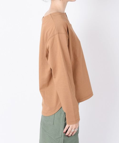 SHIPS(シップス)の「キーネックロングスリーブプルオーバー◇(Tシャツ/カットソー・レディース・ネイビー/ライトブルー/キャメル・ONE SIZE)」の7枚目の写真