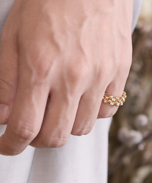 YArKA（ヤーカ）の「【YArKA/ヤーカ】[kasane series] pile up stads ring<kacha>/[カサネシリーズ]積み上げスタッズリング（リング・レディース・ブラック/シルバー/ゴールド・#13/#9/#11/#15）」の3枚目の写真