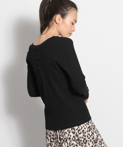 niko and...（ニコアンド）の「[DAILY SERIES]リブ2WAYヘンリーネックプルオーバー（ニット/セーター・レディース・ブラック/オフホワイト/カーキ/ピンク・MEDIUM/LARGE）」の18枚目の写真