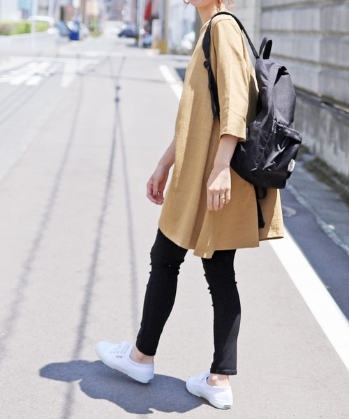 reca（レカ）の「フロントデザイン ゆるシルエットチュニックワンピース（ワンピース・レディース・ブラック/オフホワイト/ピンク/マスタード/モカ・FREE）」の3枚目の写真