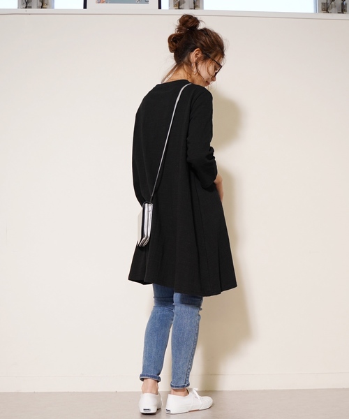 reca（レカ）の「フロントデザイン ゆるシルエットチュニックワンピース（ワンピース・レディース・ブラック/オフホワイト/ピンク/マスタード/モカ・FREE）」の20枚目の写真