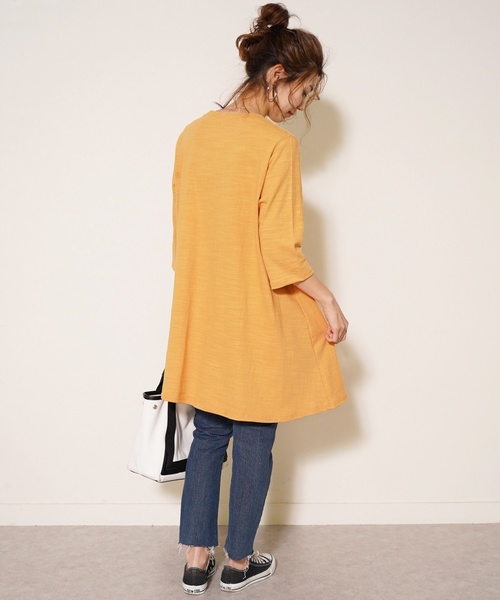 reca（レカ）の「フロントデザイン ゆるシルエットチュニックワンピース（ワンピース・レディース・ブラック/オフホワイト/ピンク/マスタード/モカ・FREE）」の21枚目の写真