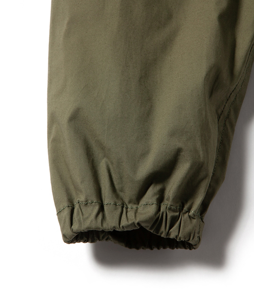68&brothers（シックスティエイトアンドブラザーズ）の「Utility Hooded（ミリタリージャケット・メンズ・ベージュ/ネイビー/オリーブ・MEDIUM/LARGE/X-LARGE）」の5枚目の写真