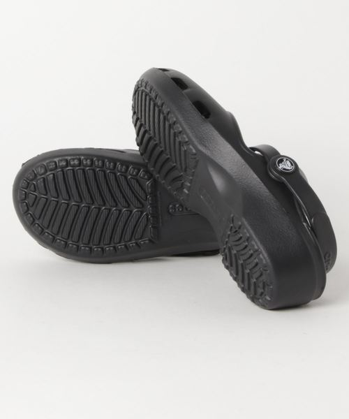 crocs（クロックス）の「クロックス 202494-001（スリッポン・レディース・ブラック・23.0cm/25.0cm/22.0cm/24.0cm）」の2枚目の写真