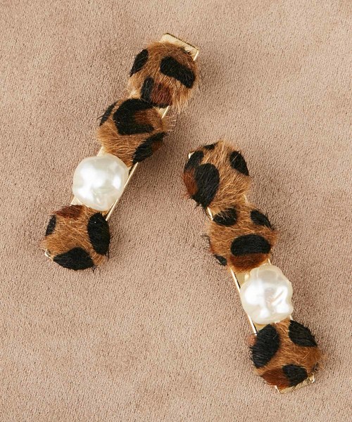 CIAOPANIC TYPY(チャオパニックティピー)の「パイソン4連パールクリップ(バレッタ/ヘアクリップ)」|キャメル