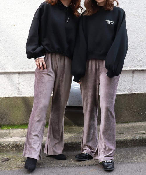 PairPair（ペアペア）の「ベロアスリット入りフレアパンツ（その他パンツ・レディース・ブラック/その他/ブラウン系その他・FREE）」の4枚目の写真