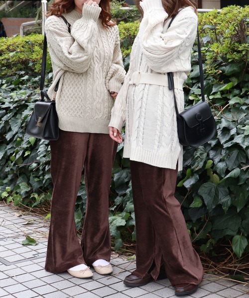PairPair（ペアペア）の「ベロアスリット入りフレアパンツ（その他パンツ・レディース・ブラック/その他/ブラウン系その他・FREE）」の5枚目の写真