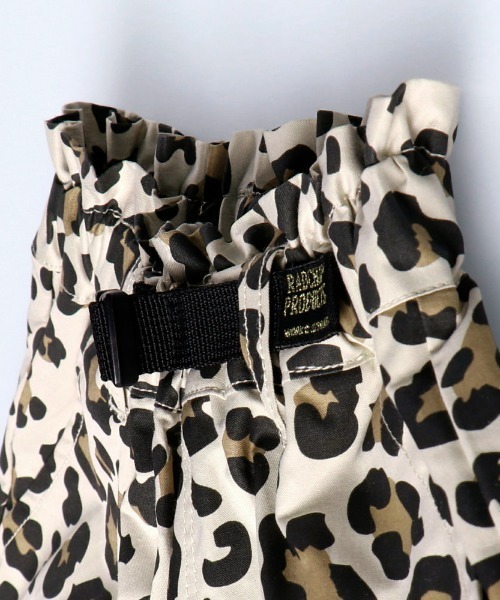 RADCHAP（ラッドチャップ）の「ベルト付きショートパンツ（その他パンツ・キッズ・ブラウン/ベージュ・120cm/130cm/90cm/110cm/100cm/140cm/150cm）」の6枚目の写真