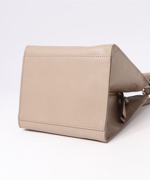 DouDou(ドゥドゥ)の「サイドジップトートバッグ(ショルダーバッグ・レディース・ブラウン/ブラック/グレイッシュベージュ・FREE)」の4枚目の写真