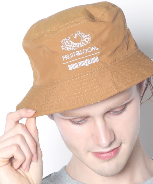 FRUIT OF THE LOOM（フルーツオブザルーム）の「【FRUIT OF THE LOOM/フルーツオブザルーム】 FTL x ANNA REVERSIBLE BUCKET HAT/アンナマガジンコラボリバーシブルハット（ハット・メンズ・ホワイト/ブラック/ブラウン・FREE）」の5枚目の写真