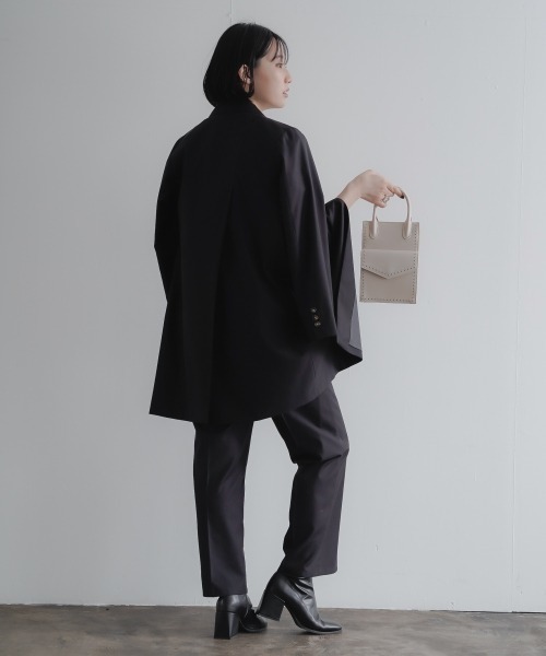 PAGEBOY（ページボーイ）の「バックスリット チュニックテーラージャケット【セットアップ】（テーラードジャケット・レディース・ブラック/グレイッシュベージュ/ブルー系その他・FREE）」の8枚目の写真