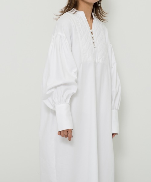 M nort キルティング チャイナ ロングワンピース ホワイト