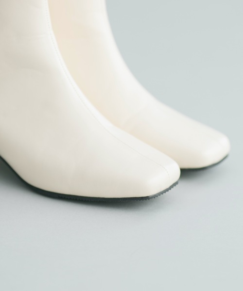 prose verse(プロズヴェール)の「スクエアトゥミドル丈ブーツ(ブーツ・レディース・ブラック/モカ/アイボリー/ブラウン・SMALL/MEDIUM/LARGE/LL)」の11枚目の写真