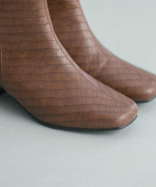 prose verse(プロズヴェール)の「スクエアトゥミドル丈ブーツ(ブーツ・レディース・ブラック/モカ/アイボリー/ブラウン・SMALL/MEDIUM/LARGE/LL)」の20枚目の写真