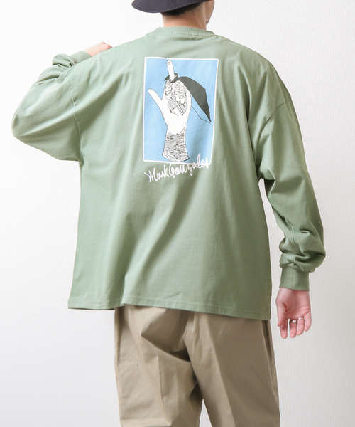 Mark Gonzales(マーク・ゴンザレス)の「【別注】【Mark Gonzales/マークゴンザレス】プリントイラストビッグロンT 長袖Tシャツ(Tシャツ/カットソー・メンズ・グレー/ホワイト/パープル/ブルー/ブラック/グリーン・LARGE/MEDIUM)」の1枚目の写真