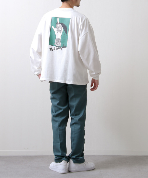 Mark Gonzales(マーク・ゴンザレス)の「【別注】【Mark Gonzales/マークゴンザレス】プリントイラストビッグロンT 長袖Tシャツ(Tシャツ/カットソー・メンズ・グレー/ホワイト/パープル/ブルー/ブラック/グリーン・LARGE/MEDIUM)」の11枚目の写真