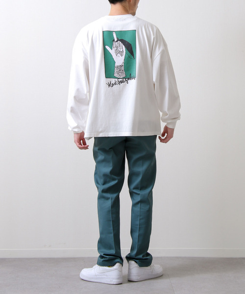 Mark Gonzales(マーク・ゴンザレス)の「【別注】【Mark Gonzales/マークゴンザレス】プリントイラストビッグロンT 長袖Tシャツ(Tシャツ/カットソー・メンズ・グレー/ホワイト/パープル/ブルー/ブラック/グリーン・LARGE/MEDIUM)」の7枚目の写真