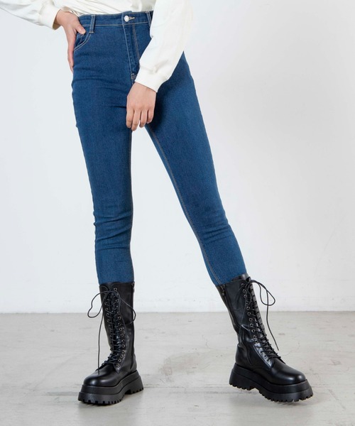 WEGO（ウィゴー）の「WEGO/レースアップミドル厚底ブーツ（ブーツ・レディース・ホワイト/ブラック・MEDIUM/LARGE）」の3枚目の写真