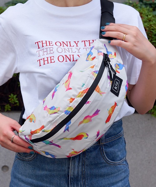 KiU(キウ)の「【KiU】WATERPROOF BODY BAG ウォータープルーフボディバッグ(ボディバッグ/ウエストポーチ・レディース・ブラック/その他4/その他3/その他1/その他2/その他5/その他7/その他6/カーキ/ピンク/オレンジ/その他14/その他15/その他8/その他9/その他10/イエロー/パープル/その他12/その他13/その他11/その他18/その他19/その他22/その他17/その他16/その他20/その他21・FREE)」の20枚目の写真