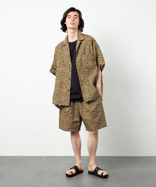 FREAK'S STORE（フリークスストア）の「ビックシルエット オープンカラー ワークシャツ セットアップ/シェフパンツ/イージーショーツ（セットアップ・メンズ・ベージュ/ブラック/オフホワイト/ベージュ系その他/ブラック系その他/ダークネイビー/レオパード・SMALL/MEDIUM/LARGE）」の17枚目の写真