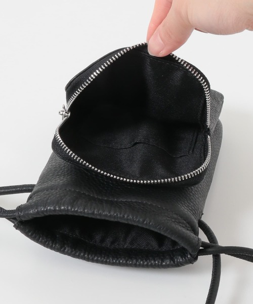 URBAN RESEARCH（アーバンリサーチ）の「マルチモバイルバッグ（ショルダーバッグ・レディース・ブラック/ベージュ系その他・-）」の4枚目の写真