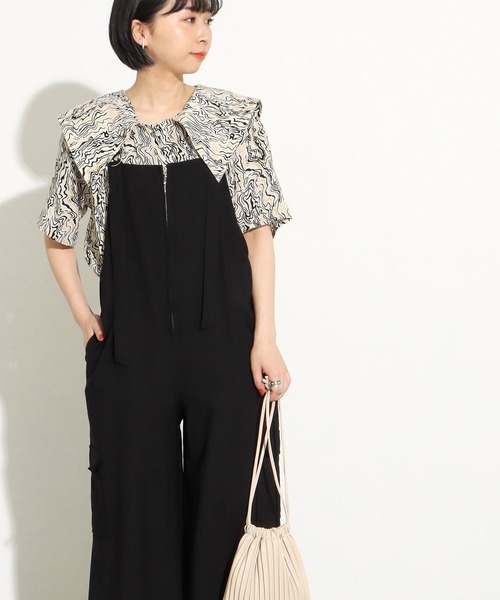 Factor=（ファクターイコール）の「カーゴサロペット（サロペット/オーバーオール・レディース・カーキ/ブラック・FREE）」の5枚目の写真