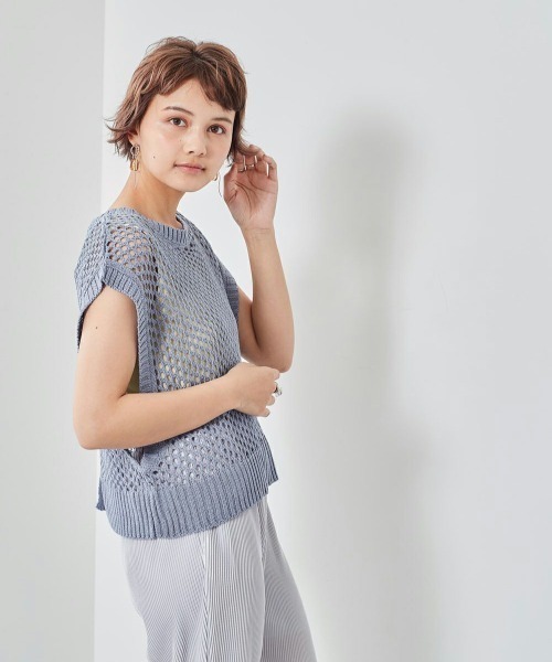 cepo（セポ）の「バックスリット　ドットメッシュニットベスト（ベスト・レディース・ブラック/ブルー/オフホワイト・M）」の17枚目の写真