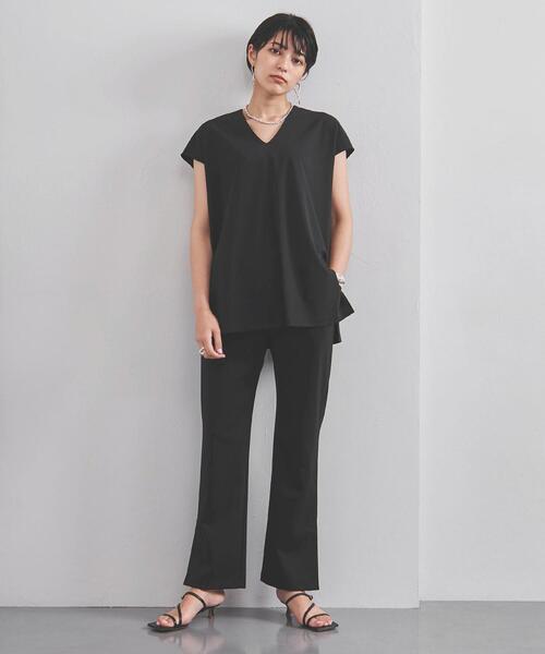 UNITED ARROWS（ユナイテッドアローズ）の「UBCC P PONTE スリット フレアパンツ◆（その他パンツ・レディース・ブラック/ブラウン・36/38）」の2枚目の写真