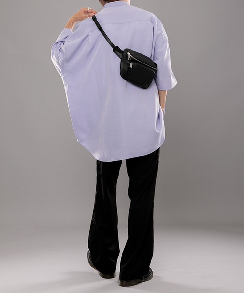 kutir（クティール）の「フェイクレザーショルダーバッグ（ボディバッグ/ウエストポーチ・メンズ・ブラック・FREE）」の9枚目の写真