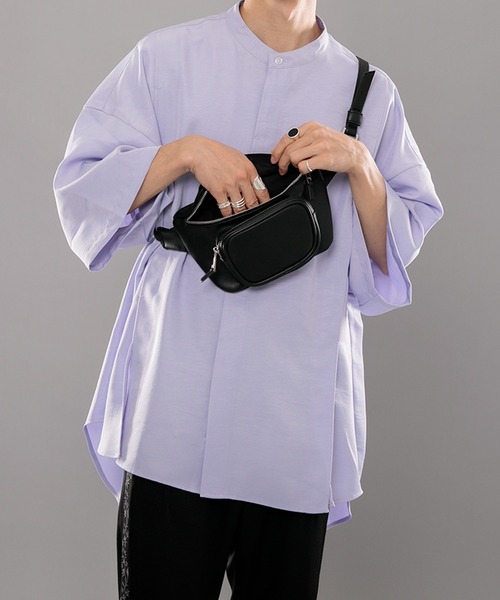 kutir（クティール）の「フェイクレザーショルダーバッグ（ボディバッグ/ウエストポーチ・メンズ・ブラック・FREE）」の10枚目の写真