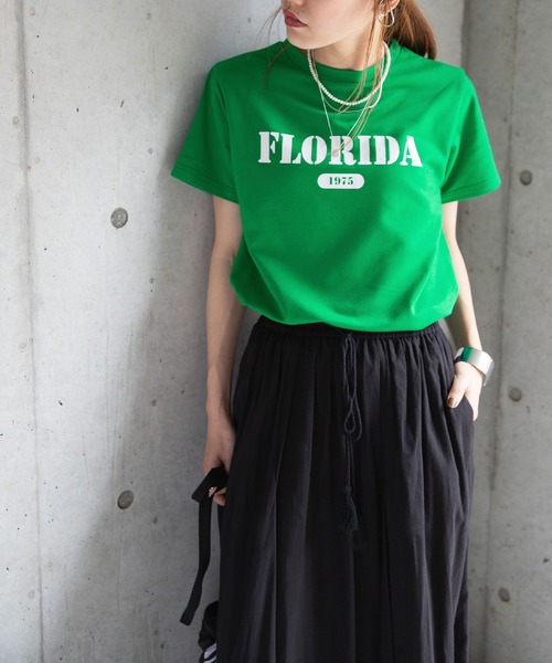 bohmal(ボマール)の「シンプルロゴカラフルTシャツ(Tシャツ/カットソー・レディース・ホワイト/ブルー/グリーン・FREE)」の1枚目の写真