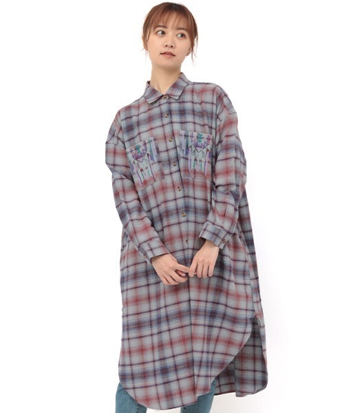 チチカカ（チチカカ）の「チェッククロス刺繍ワンピース（ワンピース・レディース・アイボリー/ブルー/ネイビー・FREE）」の12枚目の写真