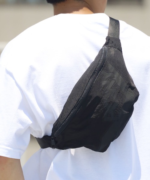 PONY（ポニー）の「PONY/ポニー LOGO PRINT WAIST BAG ウエストバッグ（ボディバッグ/ウエストポーチ・メンズ・ブラック/ベージュ/カーキ・FREE）」の12枚目の写真