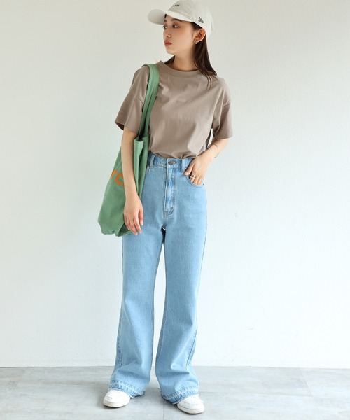 andme(アンドミー)の「コットン天竺半袖モックネックTシャツ(Tシャツ/カットソー・レディース・ブラック/オフホワイト/チャコールグレー/グレー系その他/モカ・M)」の11枚目の写真