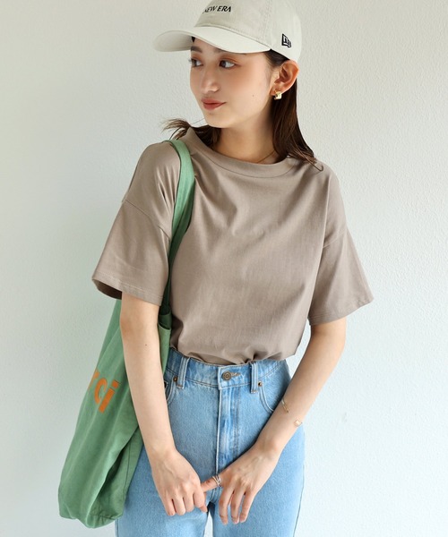 andme(アンドミー)の「コットン天竺半袖モックネックTシャツ(Tシャツ/カットソー・レディース・ブラック/オフホワイト/チャコールグレー/グレー系その他/モカ・M)」の9枚目の写真