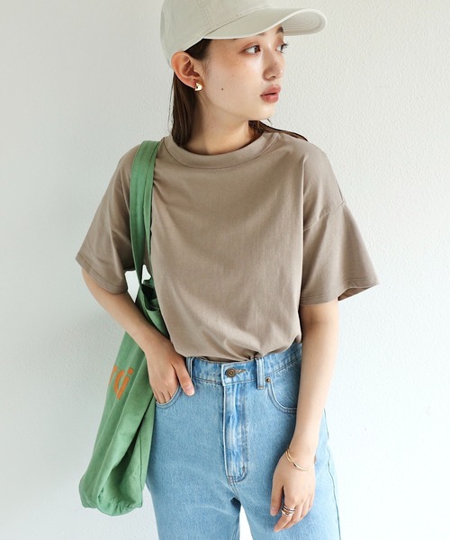 andme(アンドミー)の「コットン天竺半袖モックネックTシャツ(Tシャツ/カットソー・レディース・ブラック/オフホワイト/チャコールグレー/グレー系その他/モカ・M)」の10枚目の写真